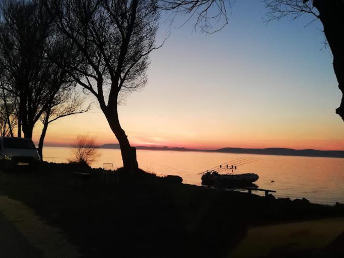 Boathouse Balatonlelle With Sauna Luaran gambar