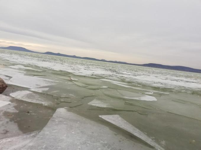 Boathouse Balatonlelle With Sauna Bilik gambar