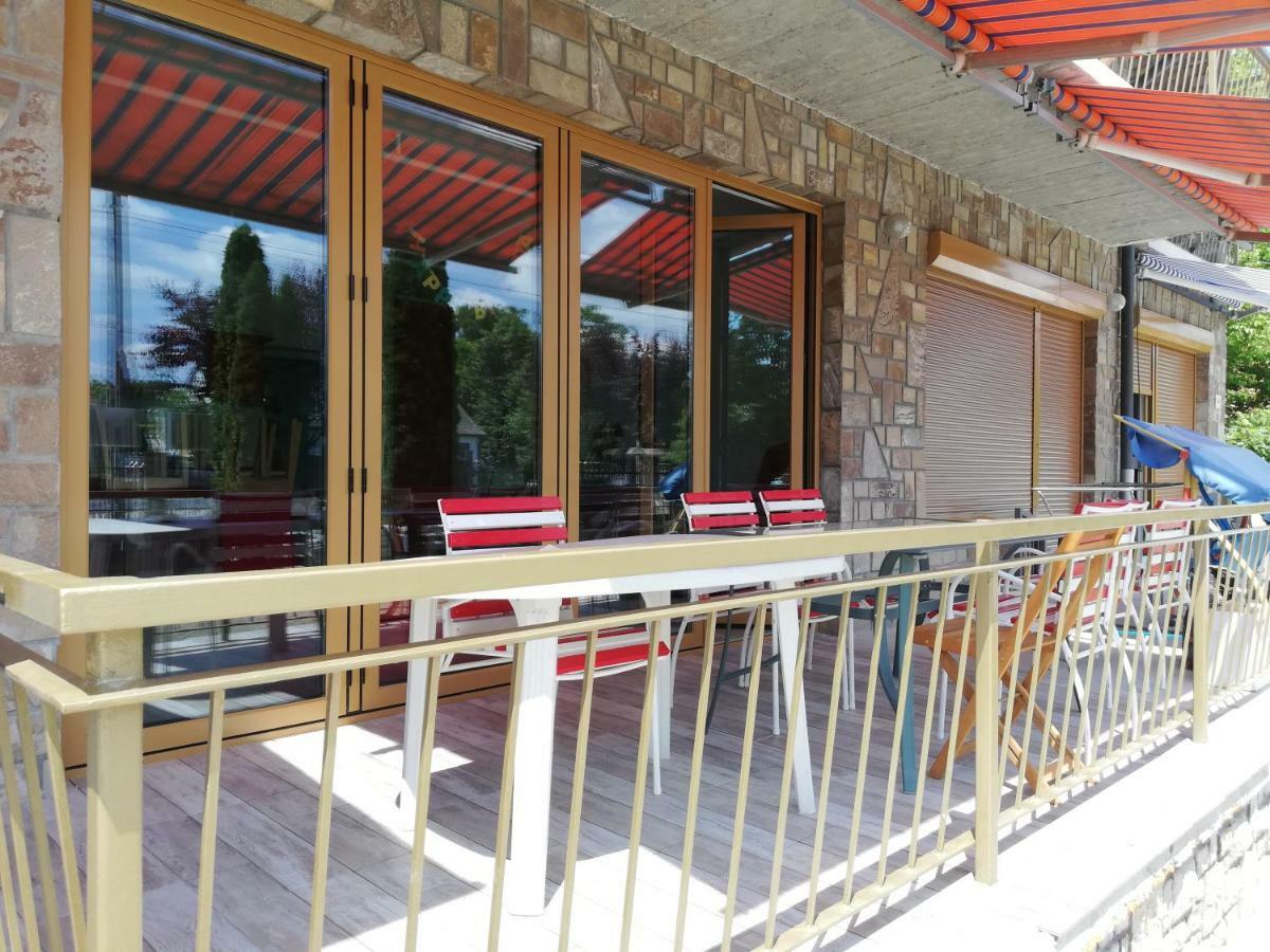 Boathouse Balatonlelle With Sauna Luaran gambar